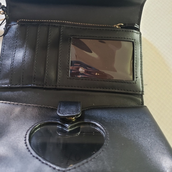 Brand New Victoria's Secret Striped Wristlet - Picture 5 of 6